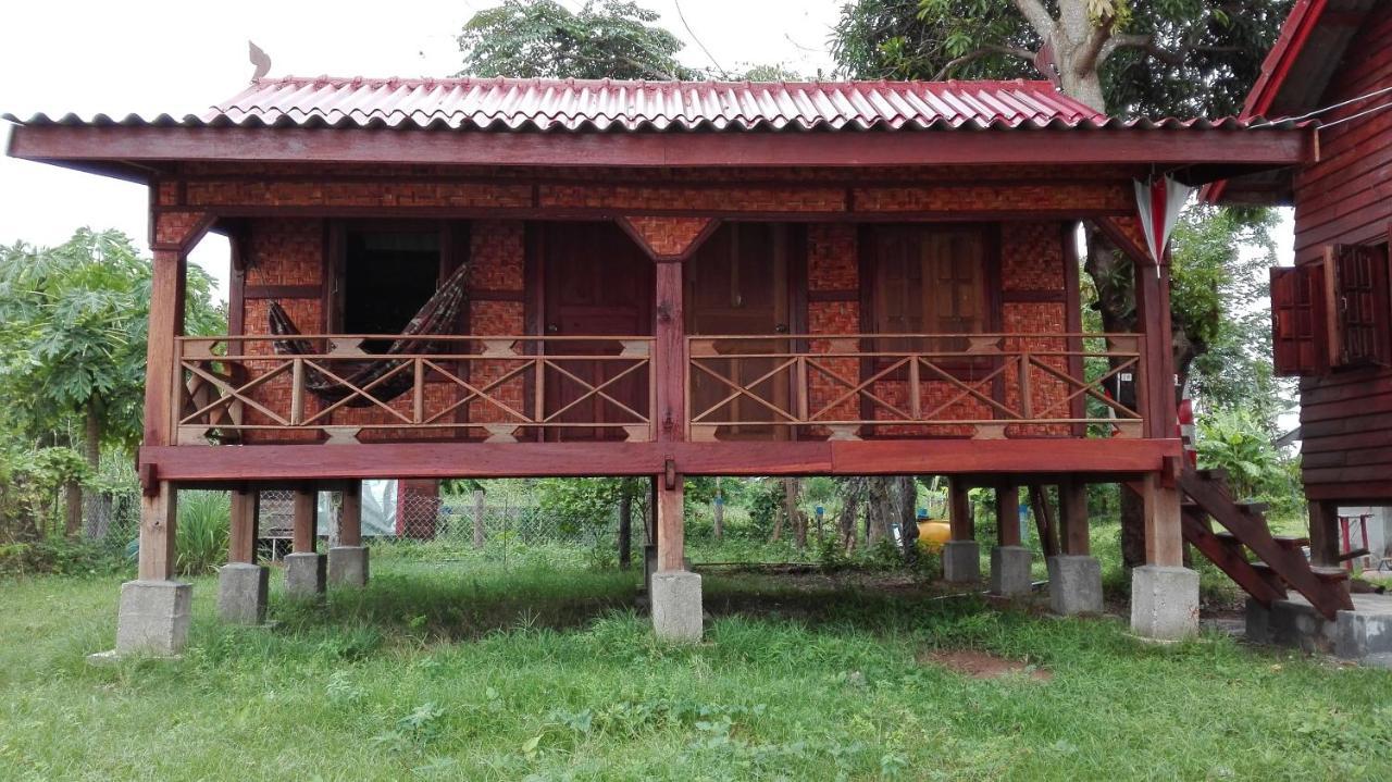 Don Som Riverside Guesthouse Bagian luar foto