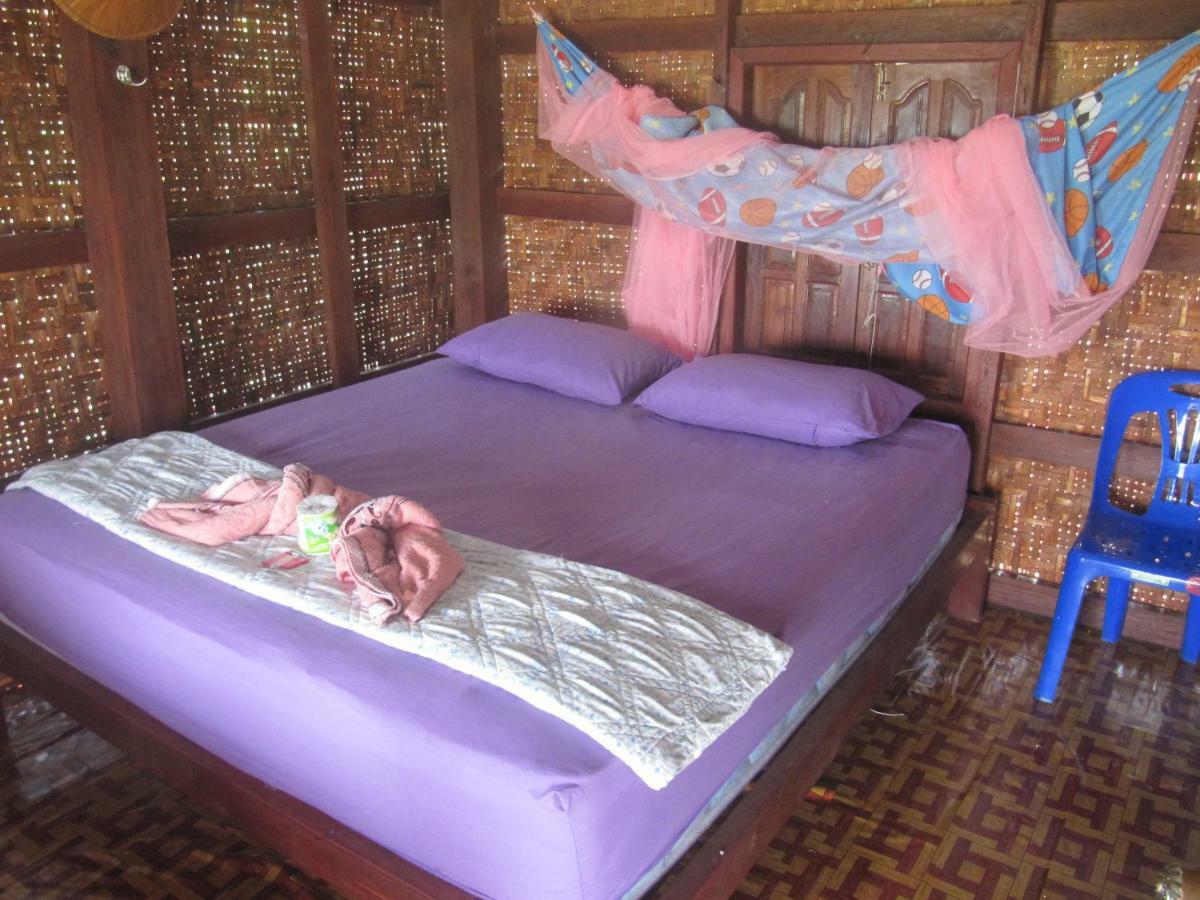 Don Som Riverside Guesthouse Bagian luar foto